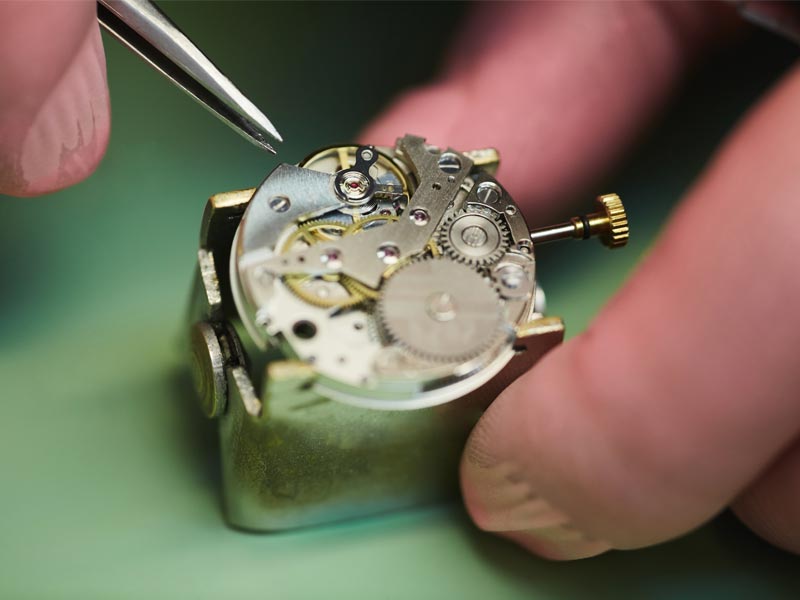 Watch Repair At Sparkles Jewelry